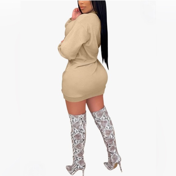 NWOT 2 Piece Knit Plunge Mini Sweatshirt Dress with Halter Crop Top - Picture 2 of 5